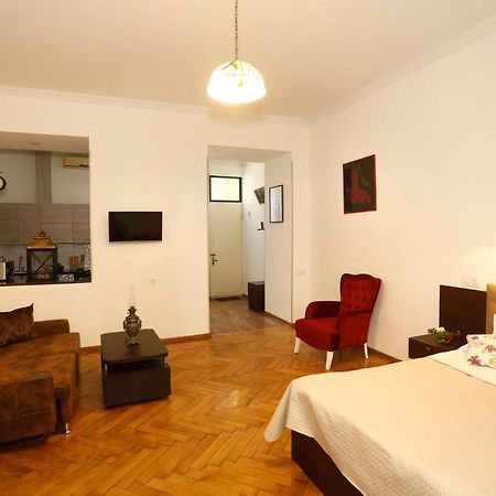 Old - Gold Gala Apartment Tbilisi Luaran gambar