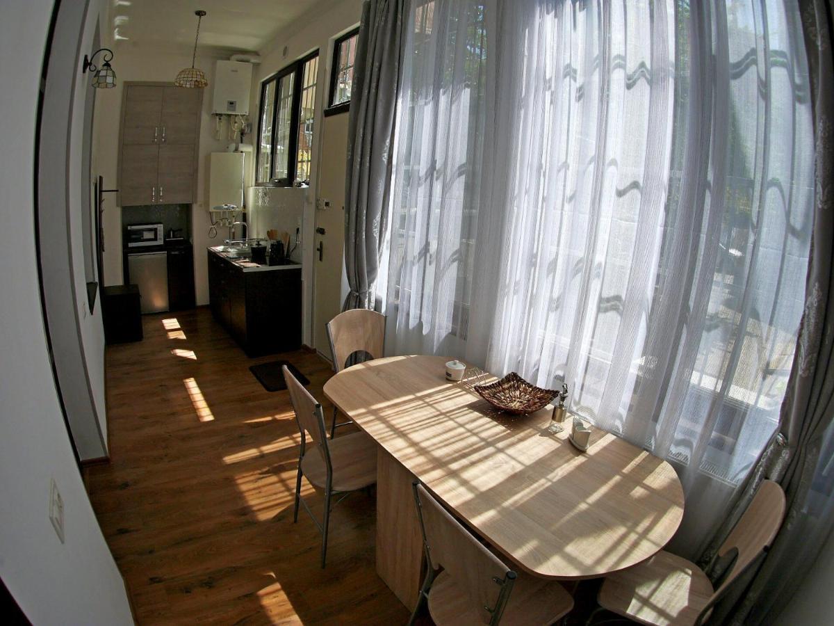 Old - Gold Gala Apartment Tbilisi Luaran gambar