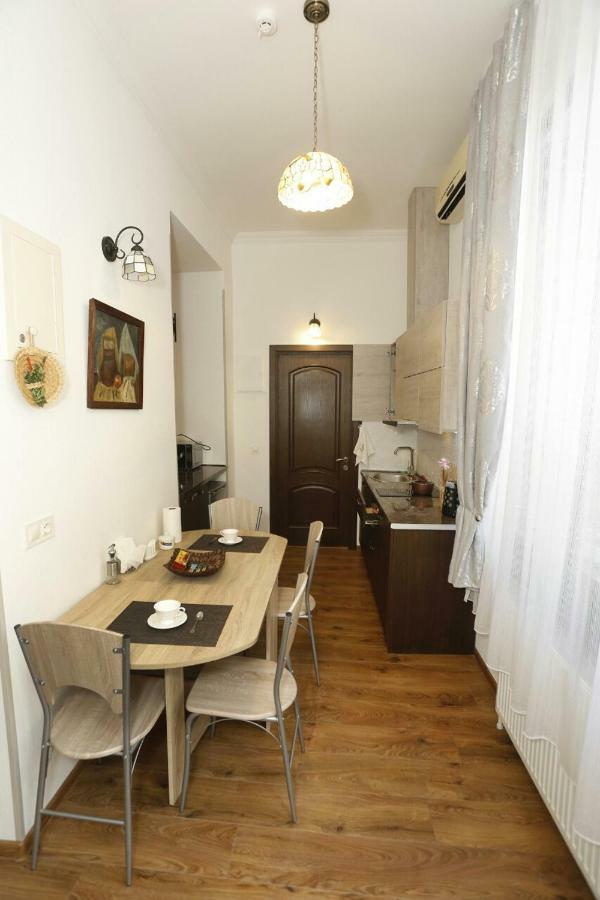 Old - Gold Gala Apartment Tbilisi Luaran gambar